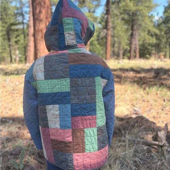 Upcycled quilted, Patchwork Hooded Jacket - Picture 7 of 9